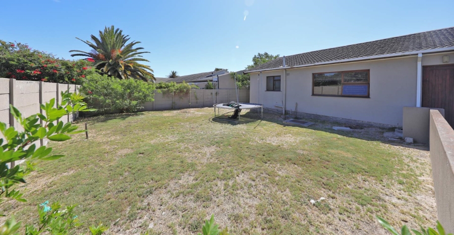 4 Bedroom Property for Sale in Panorama Western Cape